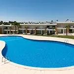 Spacious With Ac, Pool And Garden By Algarve Dream Holidays 펜션 알부페이라