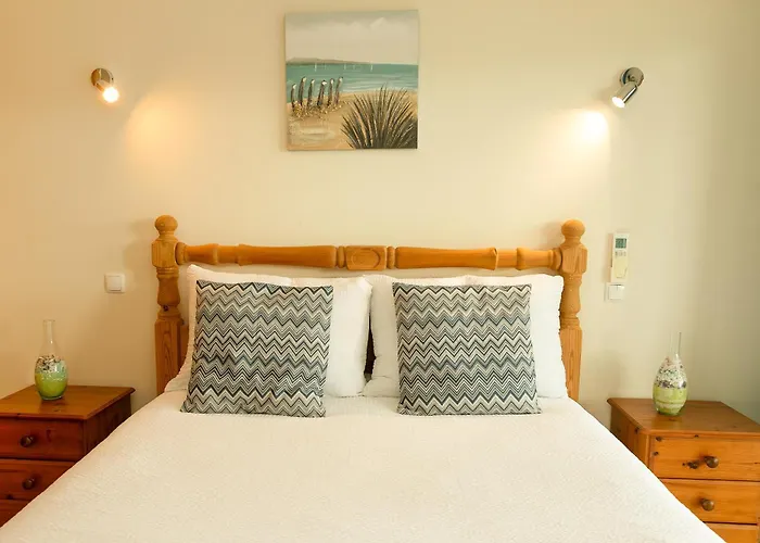 Spacious With Ac, Pool And Garden By Algarve Dream Holidays