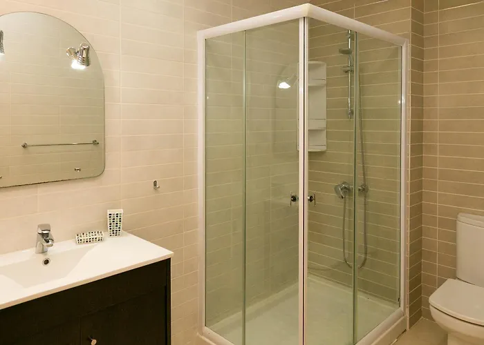 Spacious With Ac, Pool And Garden By Algarve Dream Holidays *