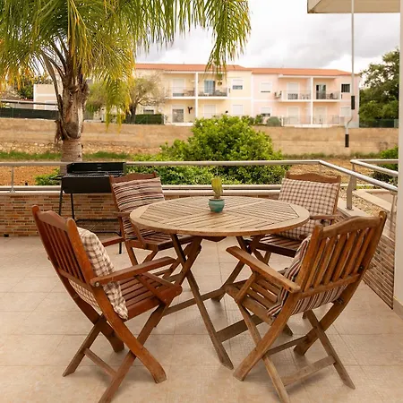 Spacious With Ac, Pool And Garden By Algarve Dream Holidays